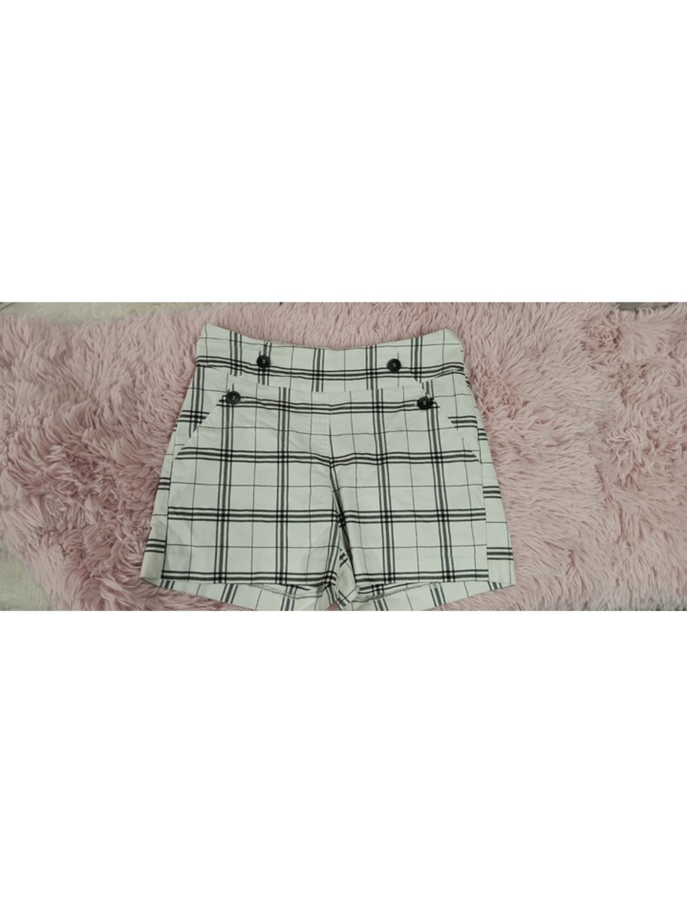 White and black plains shorts